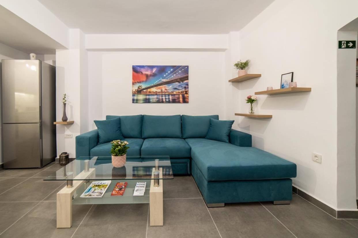 Brand New Aprt With Backyard In Lycabettus Hill ! Apartment Атина Екстериор снимка